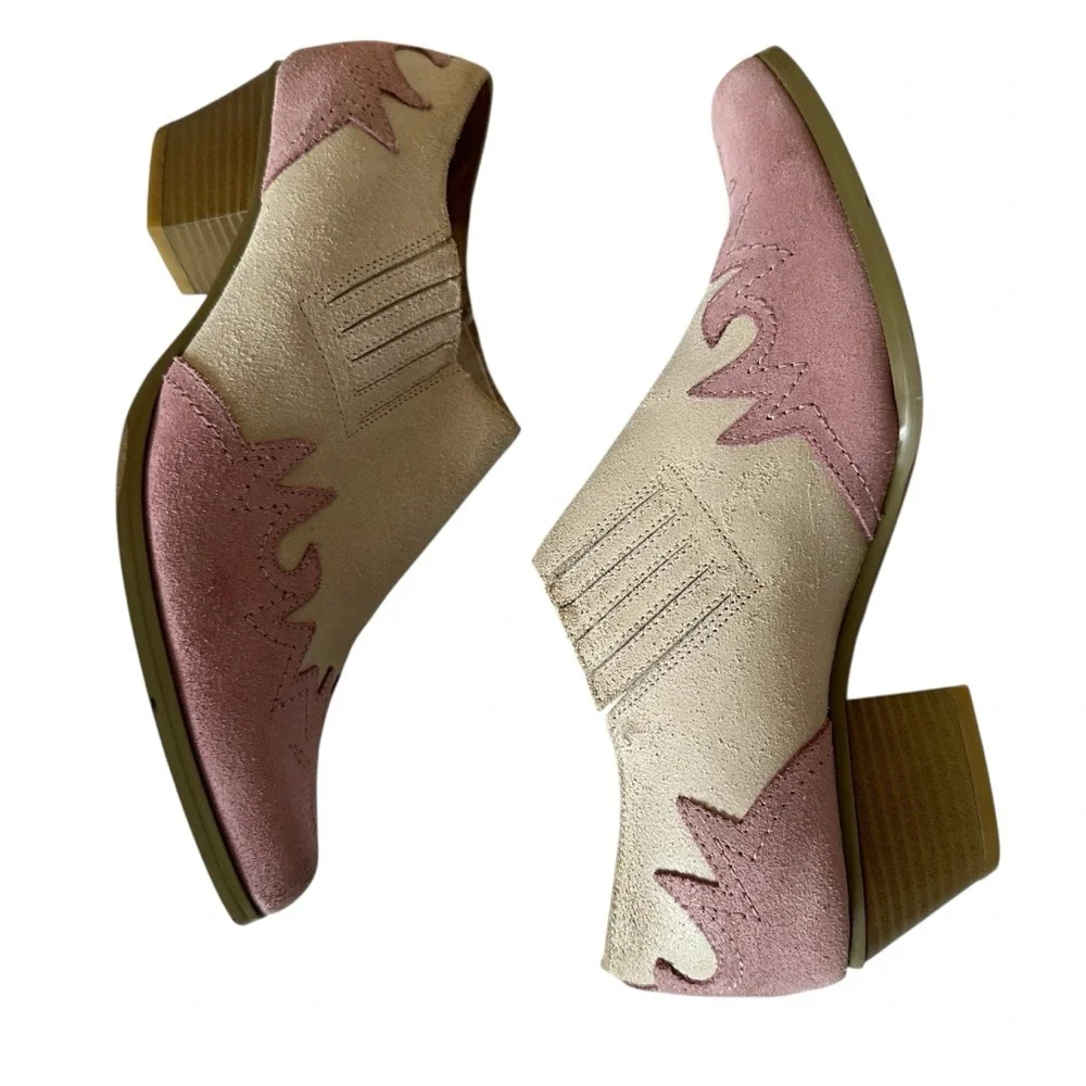 Oak Tree Western Suede Booties Pink Cream Size 8
